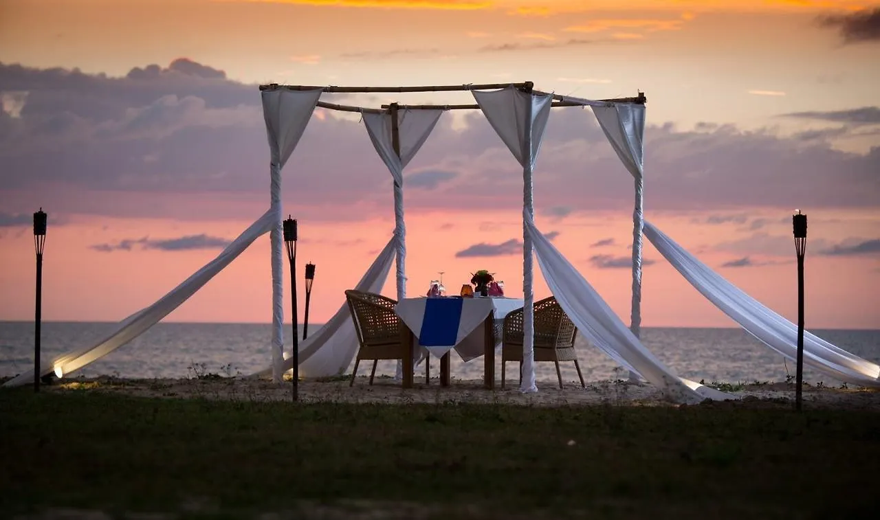 Le Menara Khao Lak Hotel